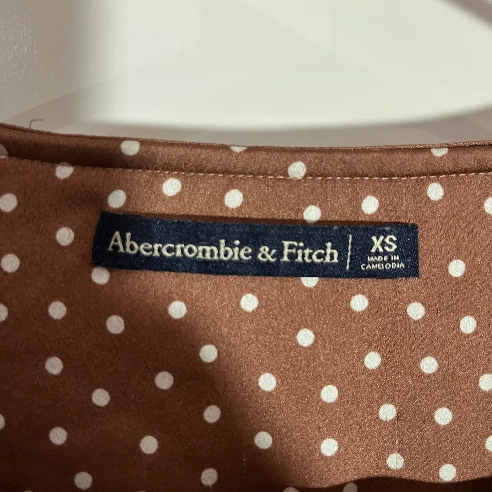 Abercrombie & Fitch Brown Polka Dot Satin Tie Front Blouse XS Long Sleeve Top